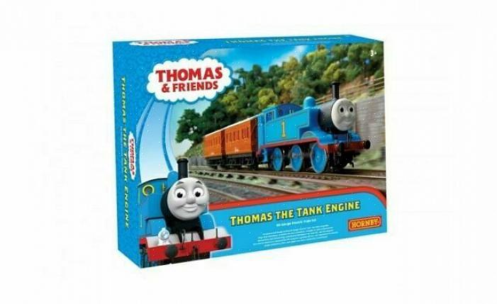 Με ένα σετ Thomas the Tank Engine