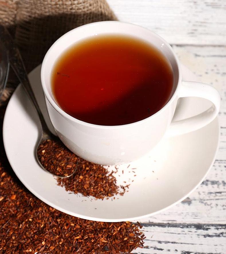 Ένα από τα πρόσθετα οφέλη του τσαγιού rooibos είναι ότι κάνει επίσης θαύματα για το δέρμα