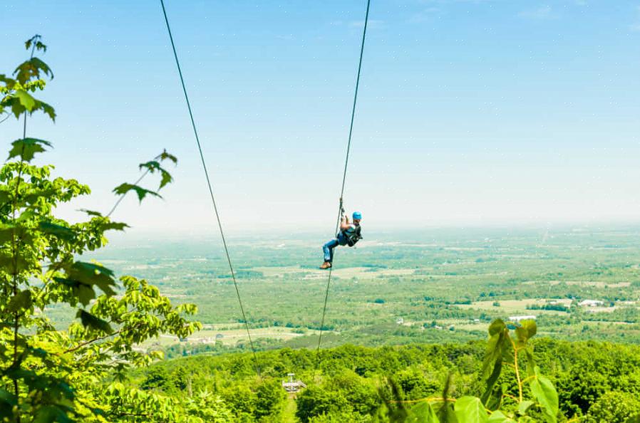 Οι χειριστές Zipline είναι ήδη παρόντες σε τουριστικά σημεία παγκοσμίως