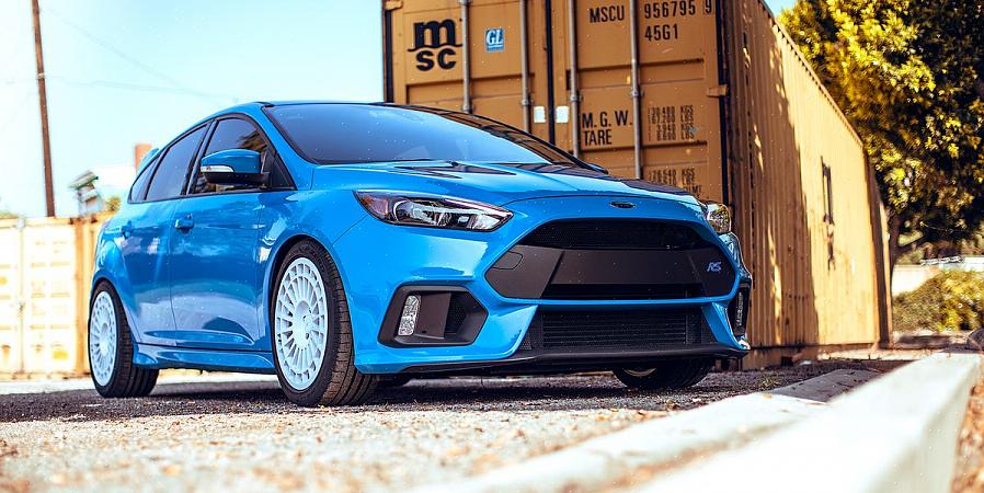 Αντικαθιστώντας τα φθαρμένα ελατήρια στο Ford Focus σας