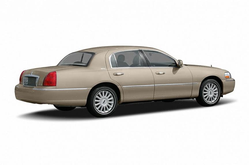 Εάν θέλετε να αφαιρέσετε τα πίσω σοκ από το Lincoln Town Car